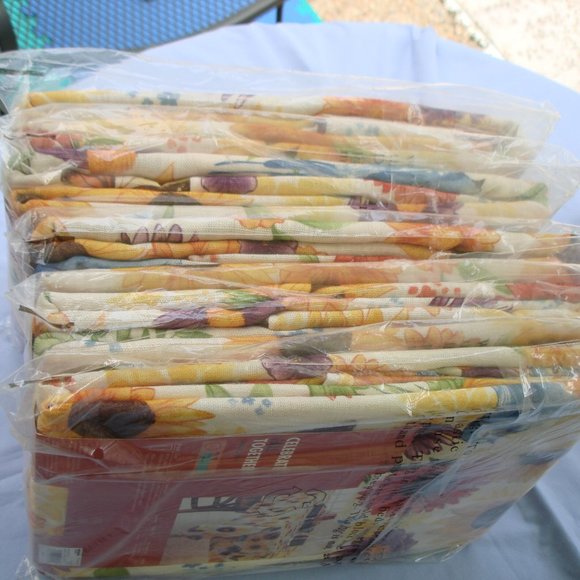 ONE New 60" x 84" FABRIC TABLECLOTH Sunflowers Floral Nature Spring Summer Fall - Picture 6 of 16
